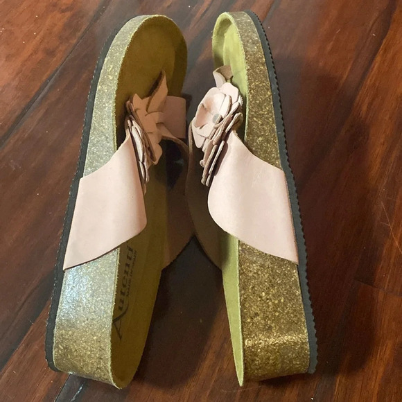 NWOT Autenti leather sandal made in Spain Size 40 - Picture 7 of 8